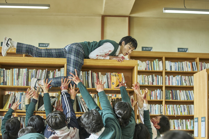  K드라마, '지금 우리 학교는' "닷 새 연속 세계 1위 "