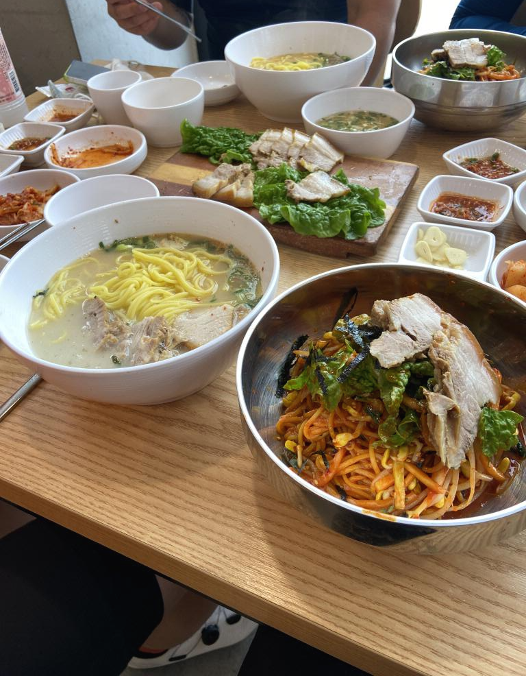 고기국수-비빔국수