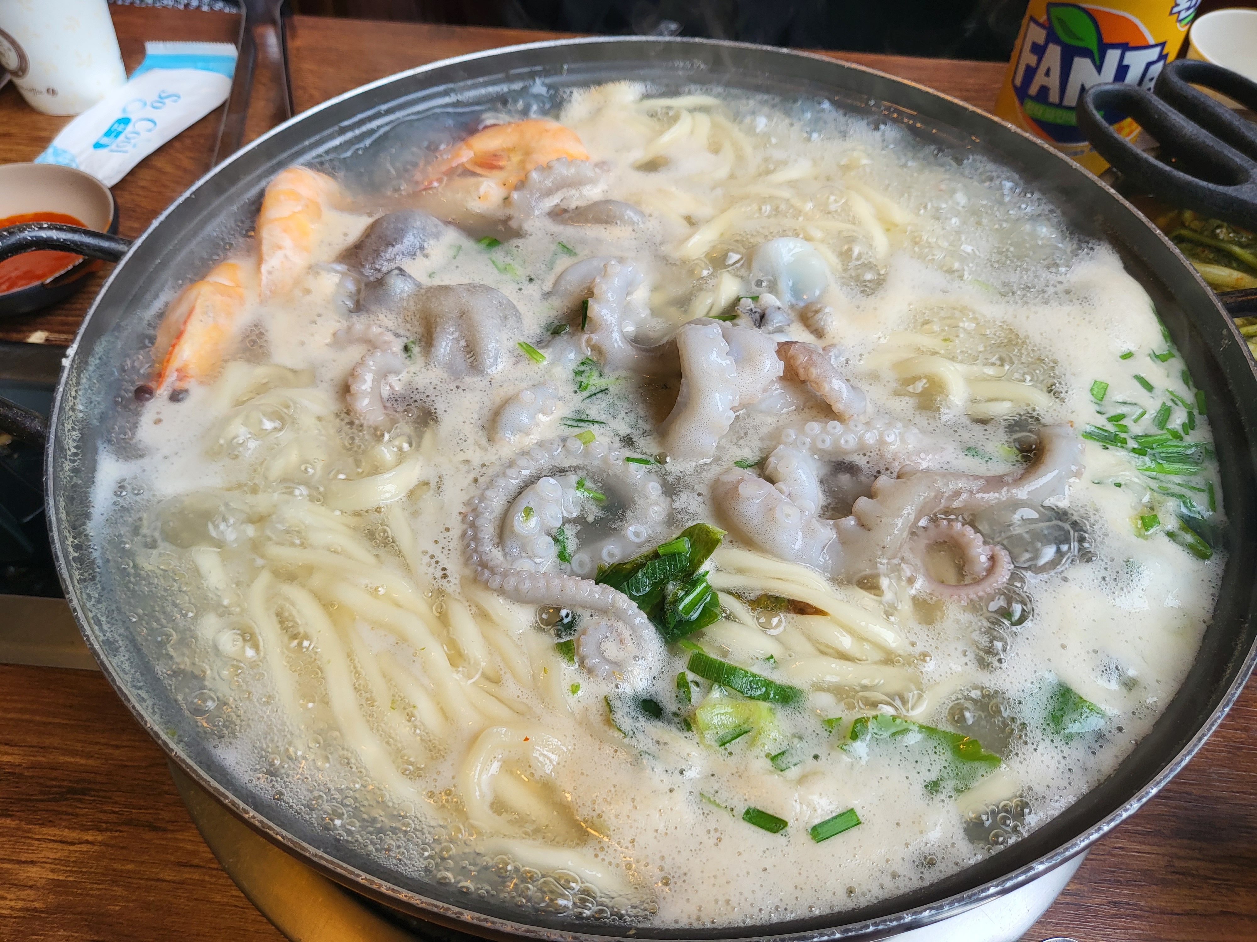 대부도 칼국수 - 해물칼국수 낙지~