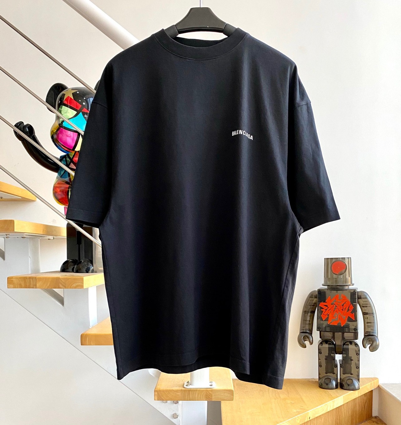  [BALENCIAGA] 발렌시아가 DEFILE 반팔 티셔츠 641532 TJVL4 1000
