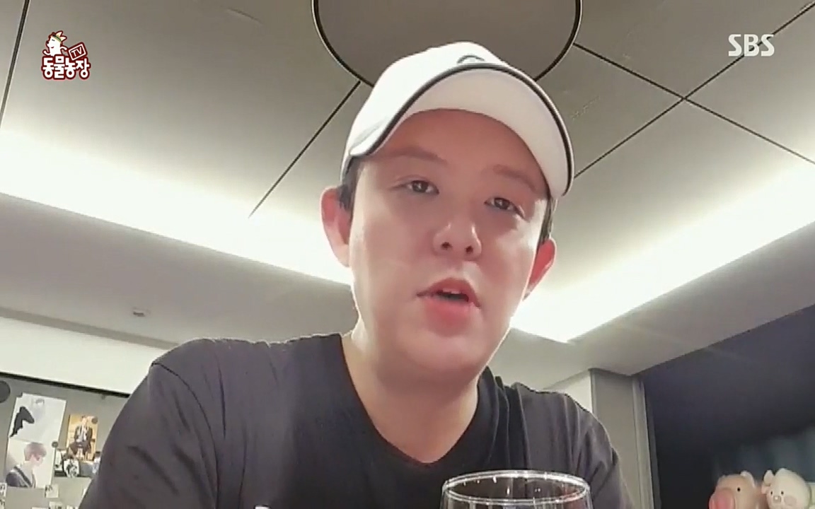 TV 동물농장.E1076.220704p.H264-F1RST.mp4_20220703_175554.230.jpg