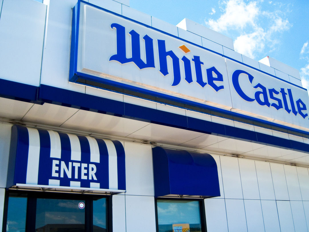 야식으로 유명한 White Castle 햄버거 체인 이미지