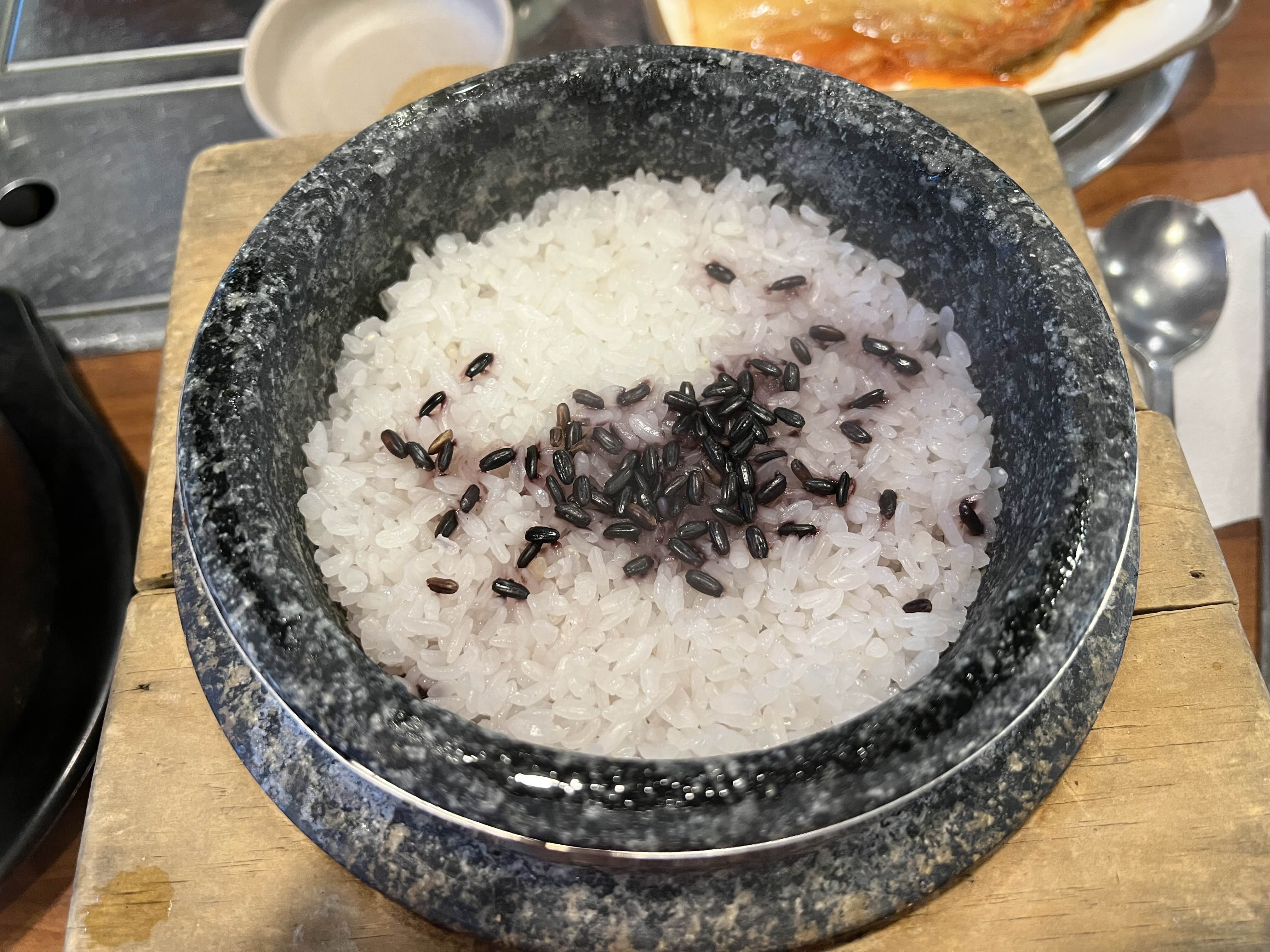 돌솥밥