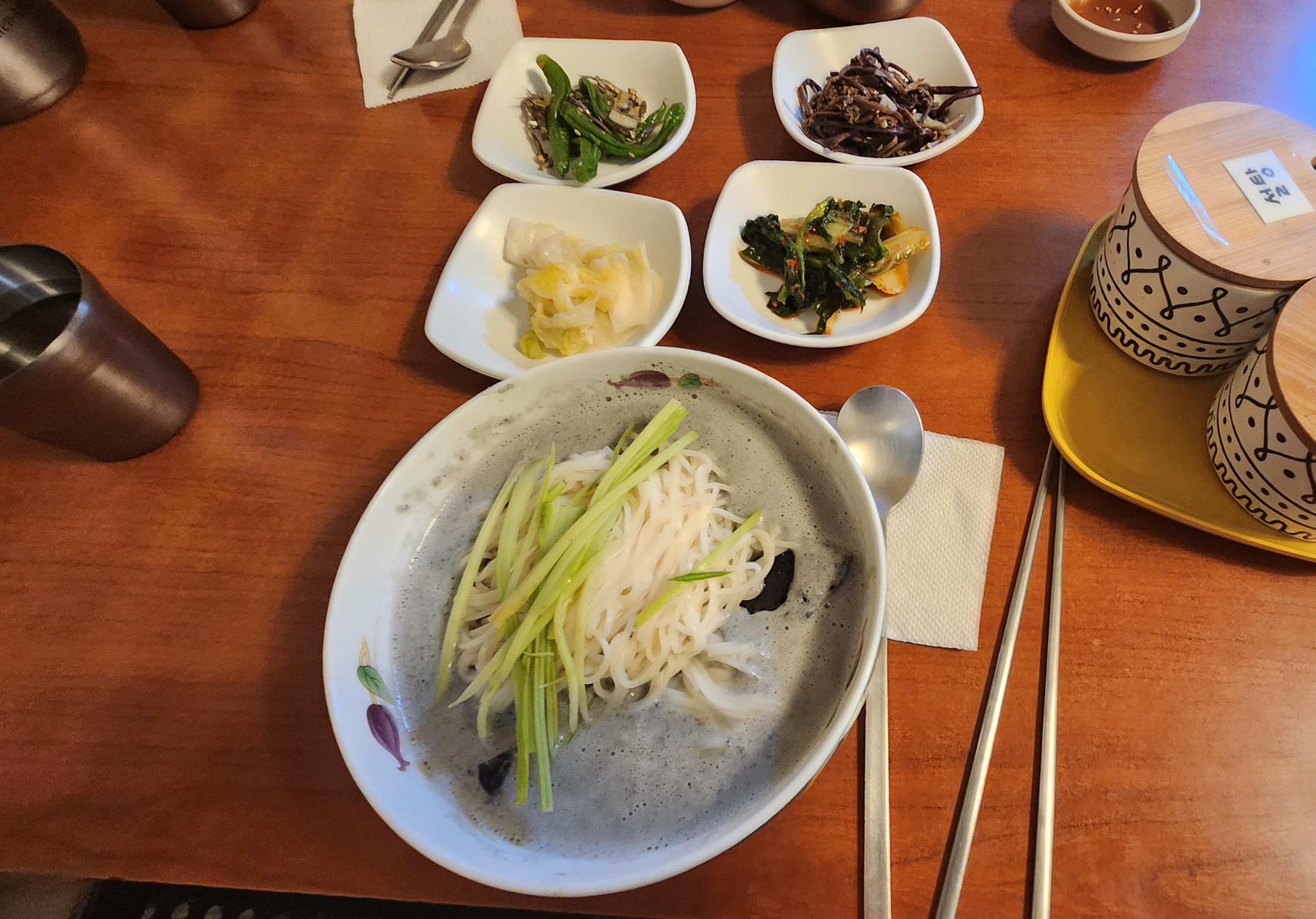 민들레국시 이미지