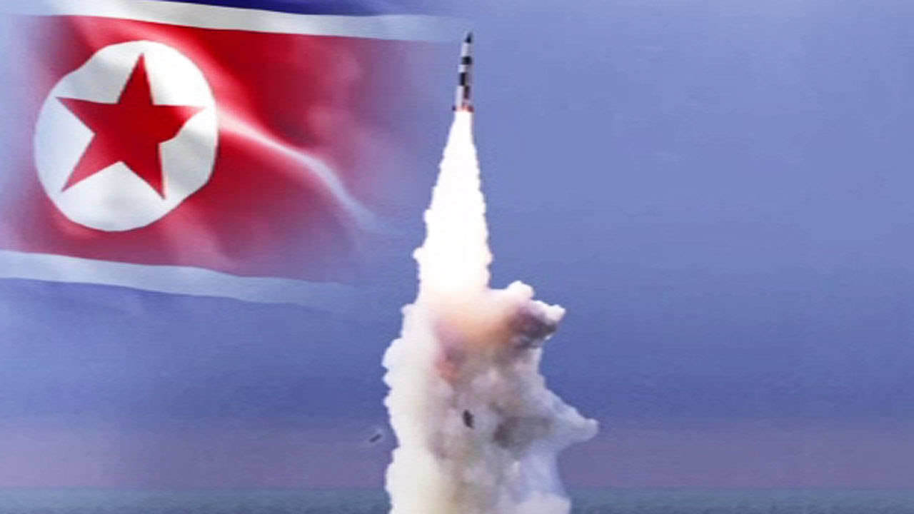  군, '北 탄도탄은 도발' 표현 부활키로 '발사체' 단어도 안 쓴다 잠수함발사탄도미사일(SLBM) 발사 한반도는 물론 국제사회의 평화와 안정을 해치는 심각한 위협 행위 문재인 의도?
