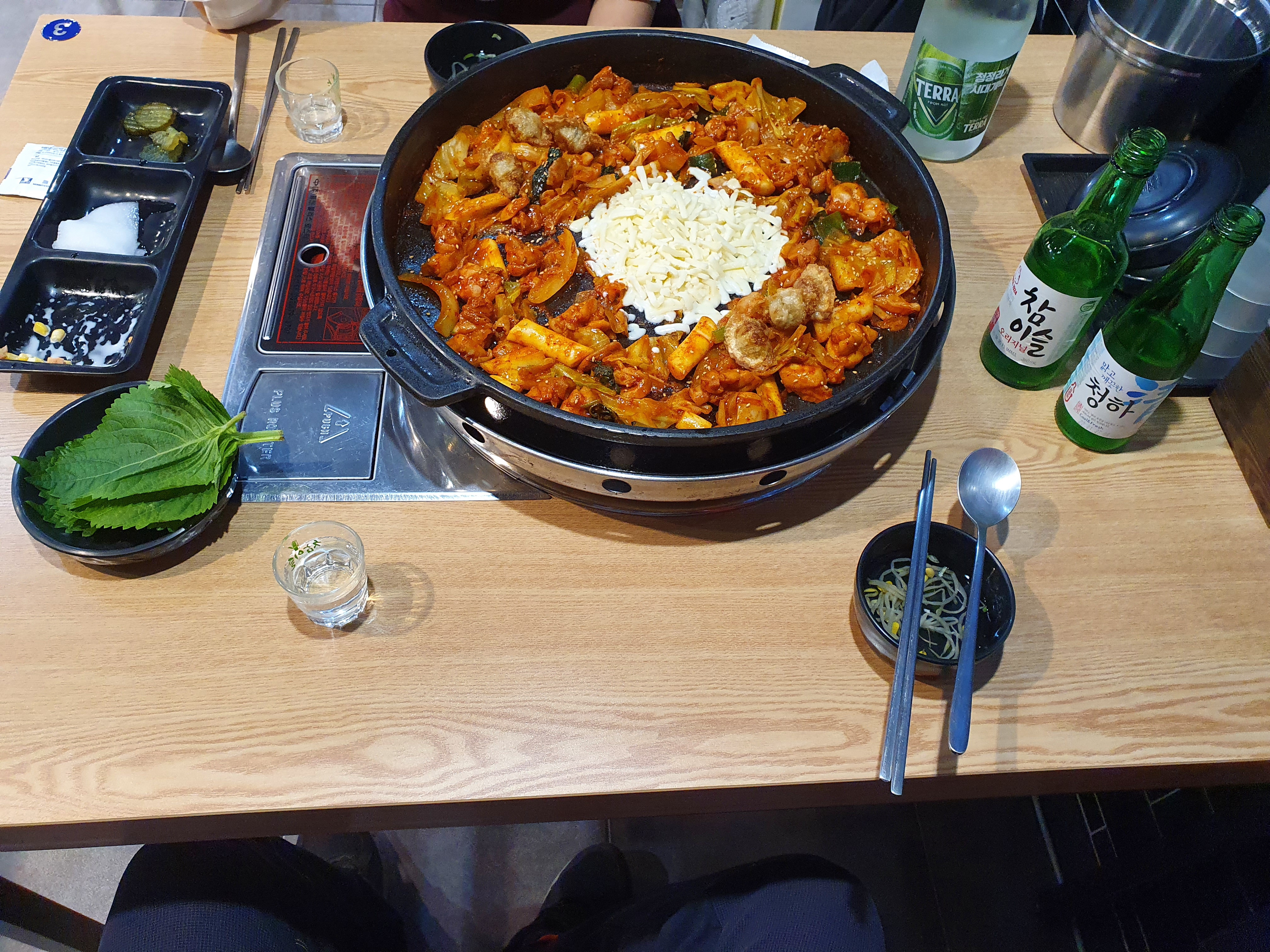 홍춘천치즈닭갈비 이미지