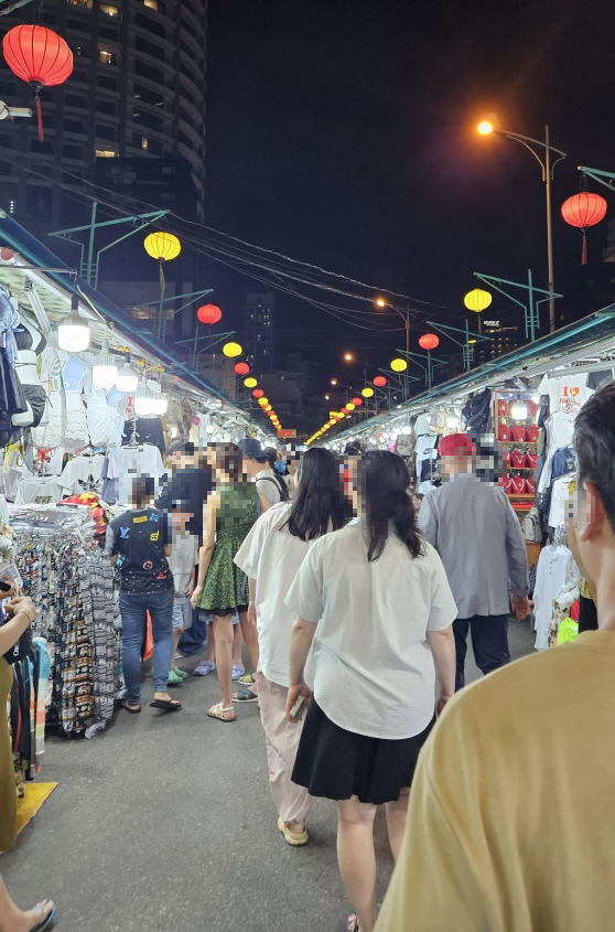 NIGHT MARKET 야시장