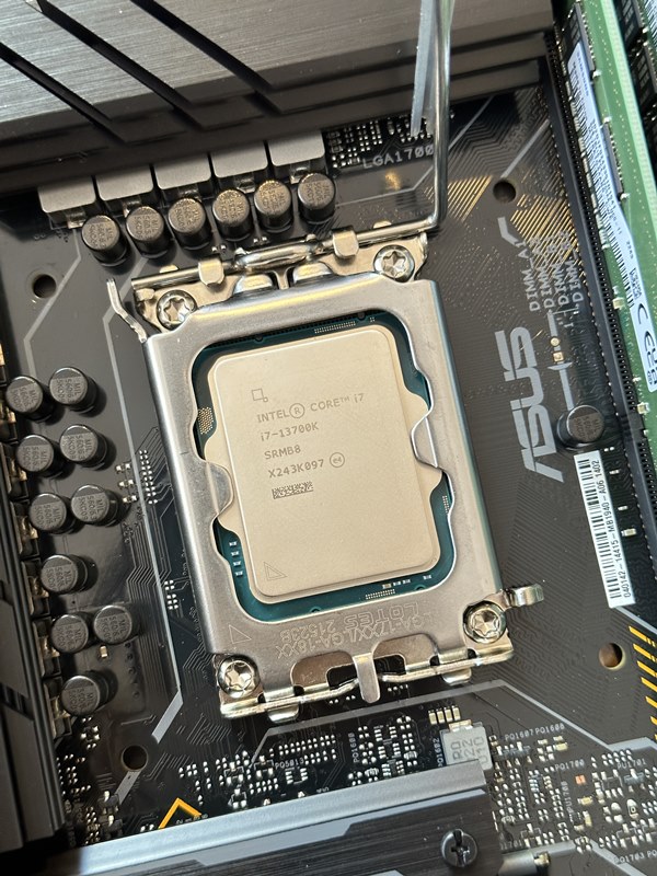 intel_13700k