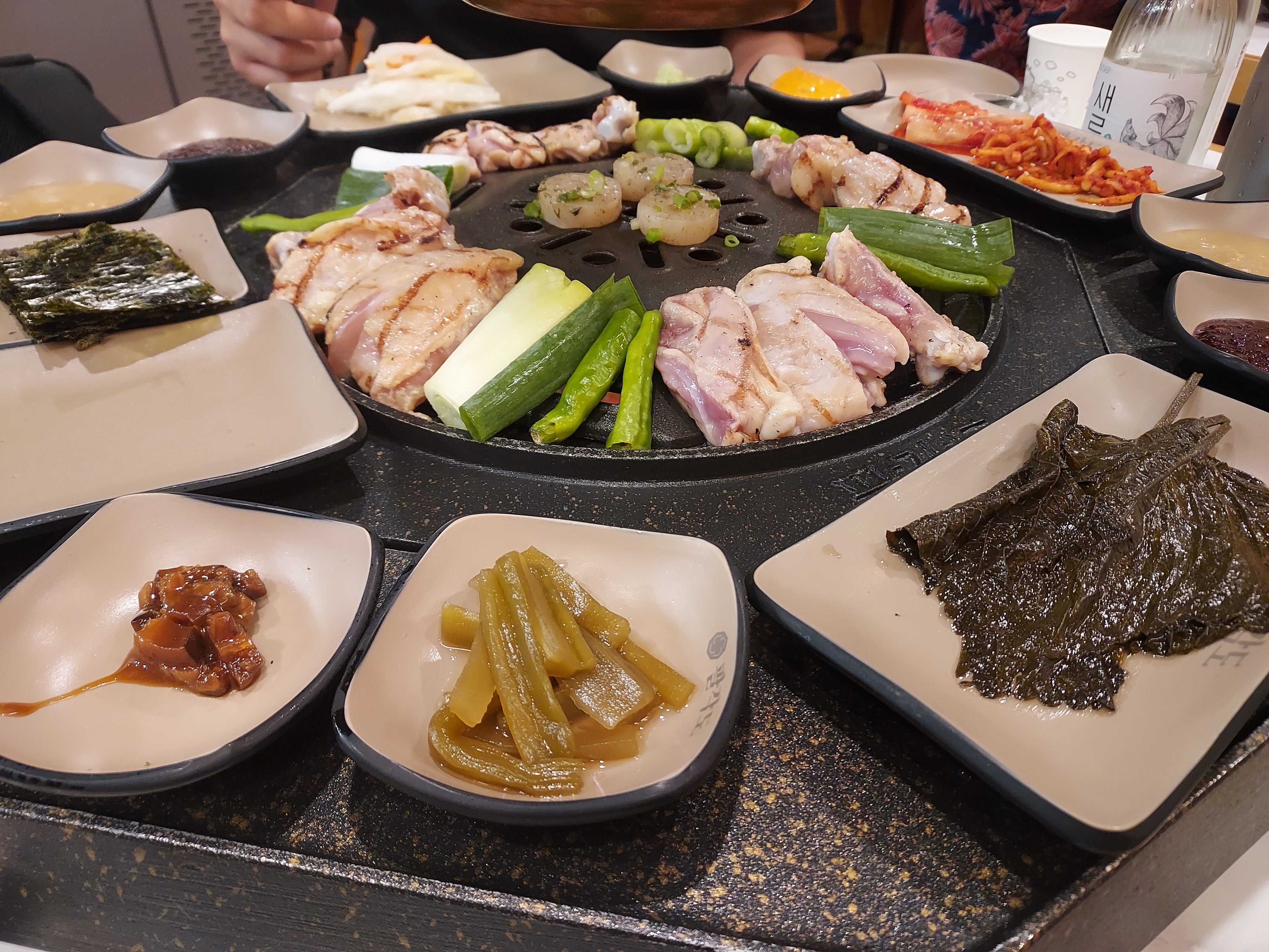  닭 특수부위 전문점 팔각도 숯불닭갈비, 닭목살