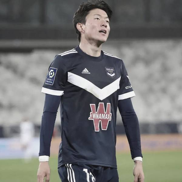  [오늘의 ISSUE]FC낭트, 황의조 영입을 포기하다