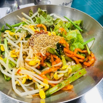 보리밥칼국수 이미지