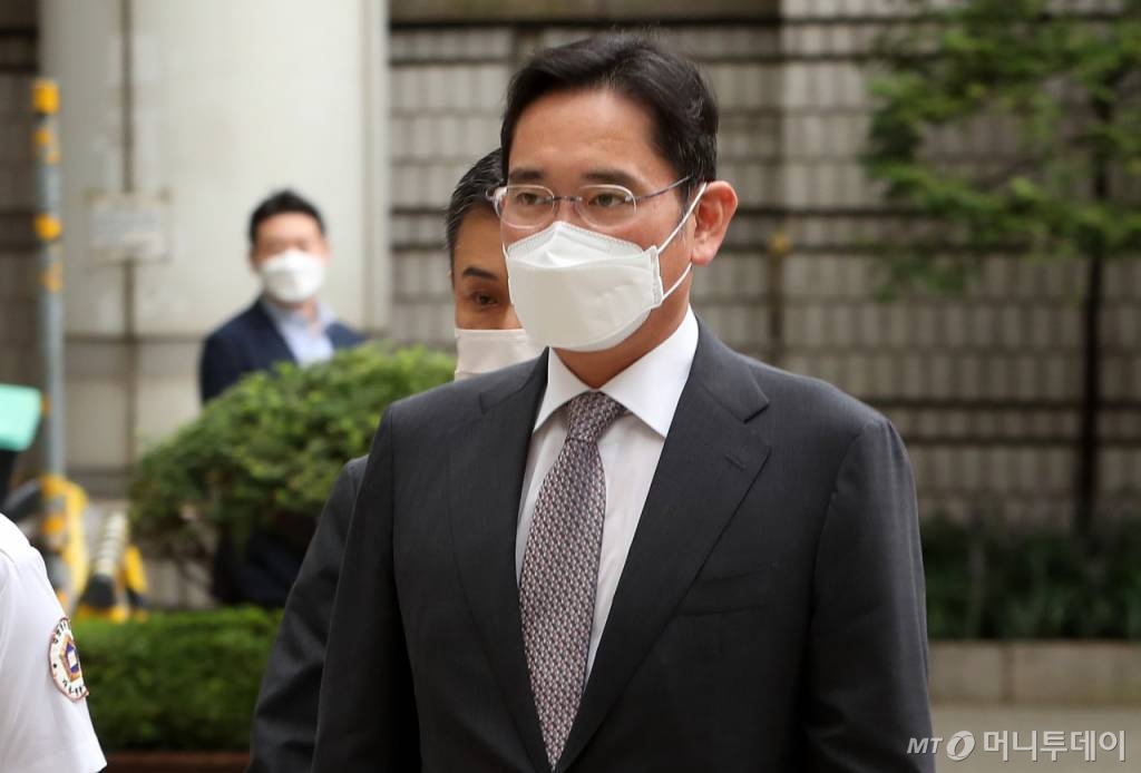  고깃집 간 이재용, '팁' 얼마 줬길래.."역시 다르더라"