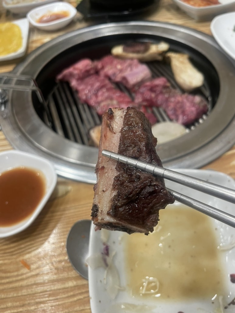 고향숯불고기 이미지