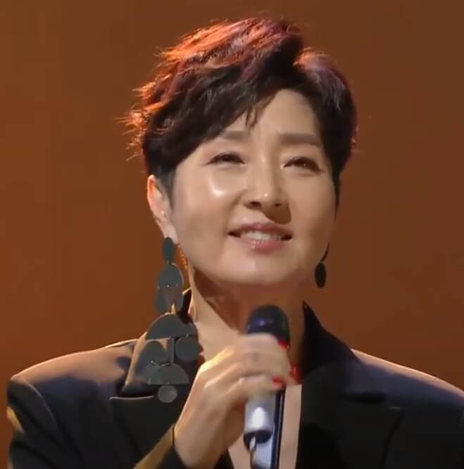  가수 정수라 프로필, 본명, 나이, 키, 학력, 고향, 결혼, 이혼, 소속사