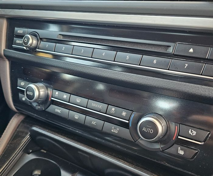 BMW-자동차-오디오-시스템