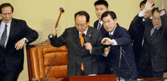 노무현 대통령 탄핵사건