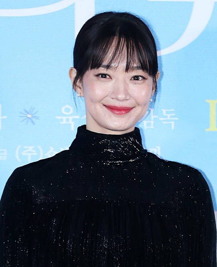 배우-신민아