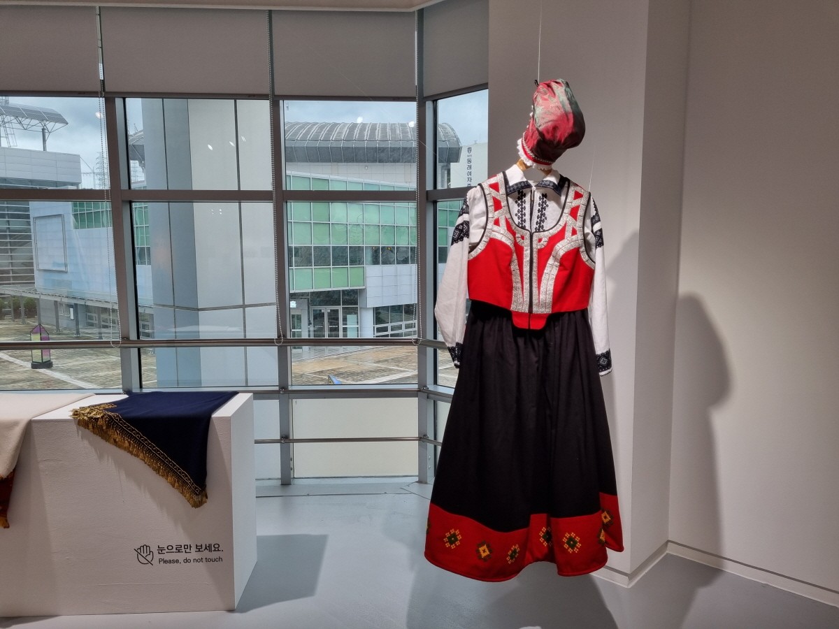 라트비아! 금정구 7