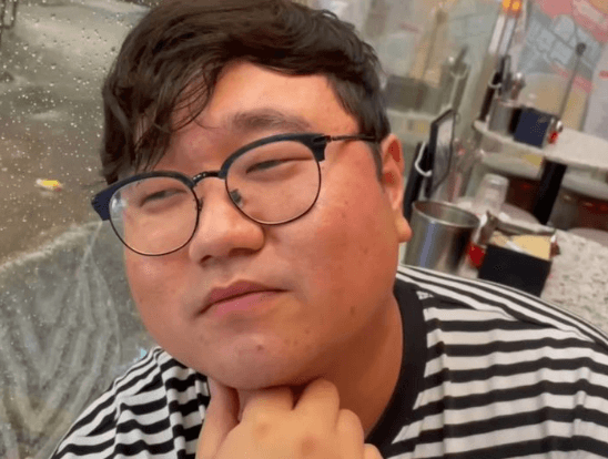 넷플릭스 코미디 로얄