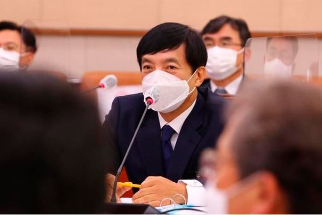  이성윤 지검장 프로필