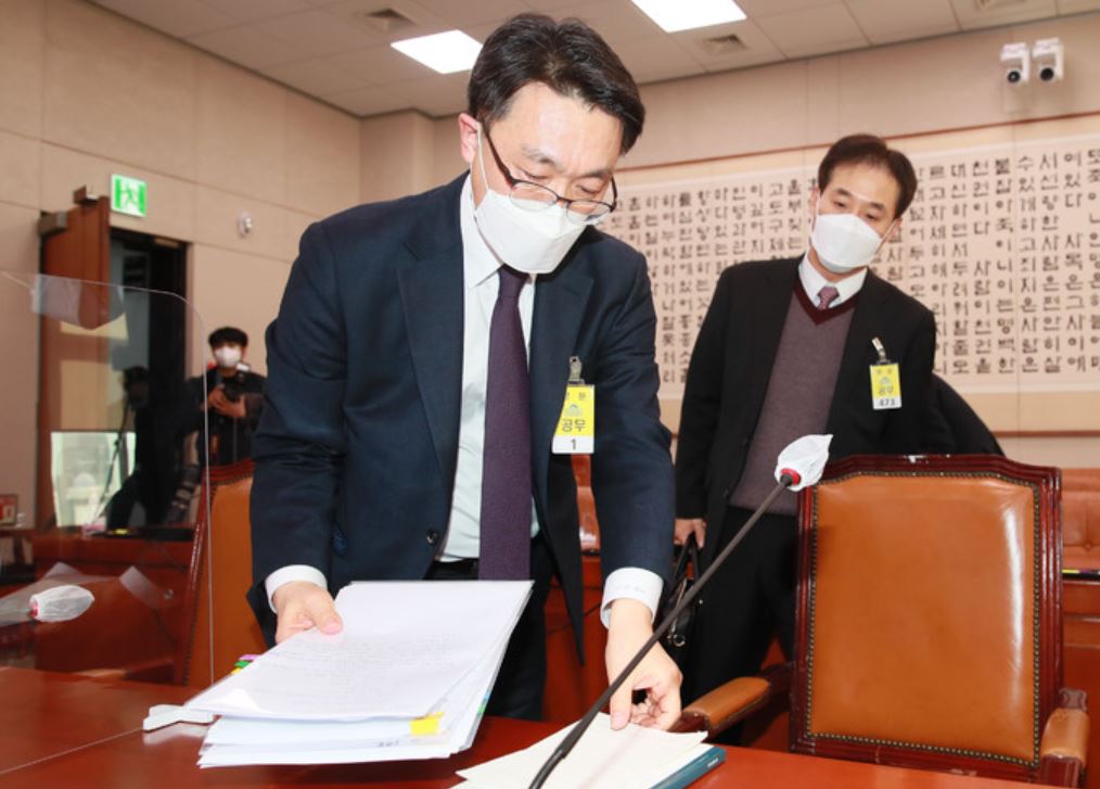  공수처 수사 1호 대상 윤석열?