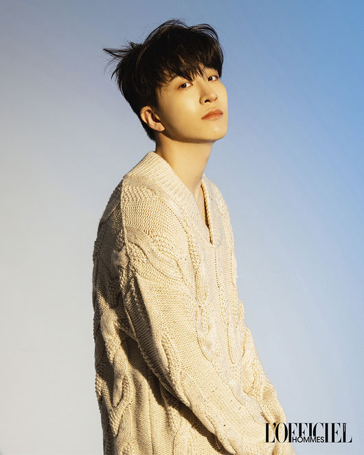  갓세븐 영재 "그룹 활동 시절 그리다...7명일 때 가장 멋져!" (화보)