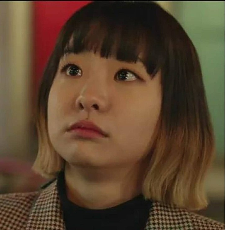 김'다'미 팬카페에서 1분만에 삭제된 사진.. 영정까지
