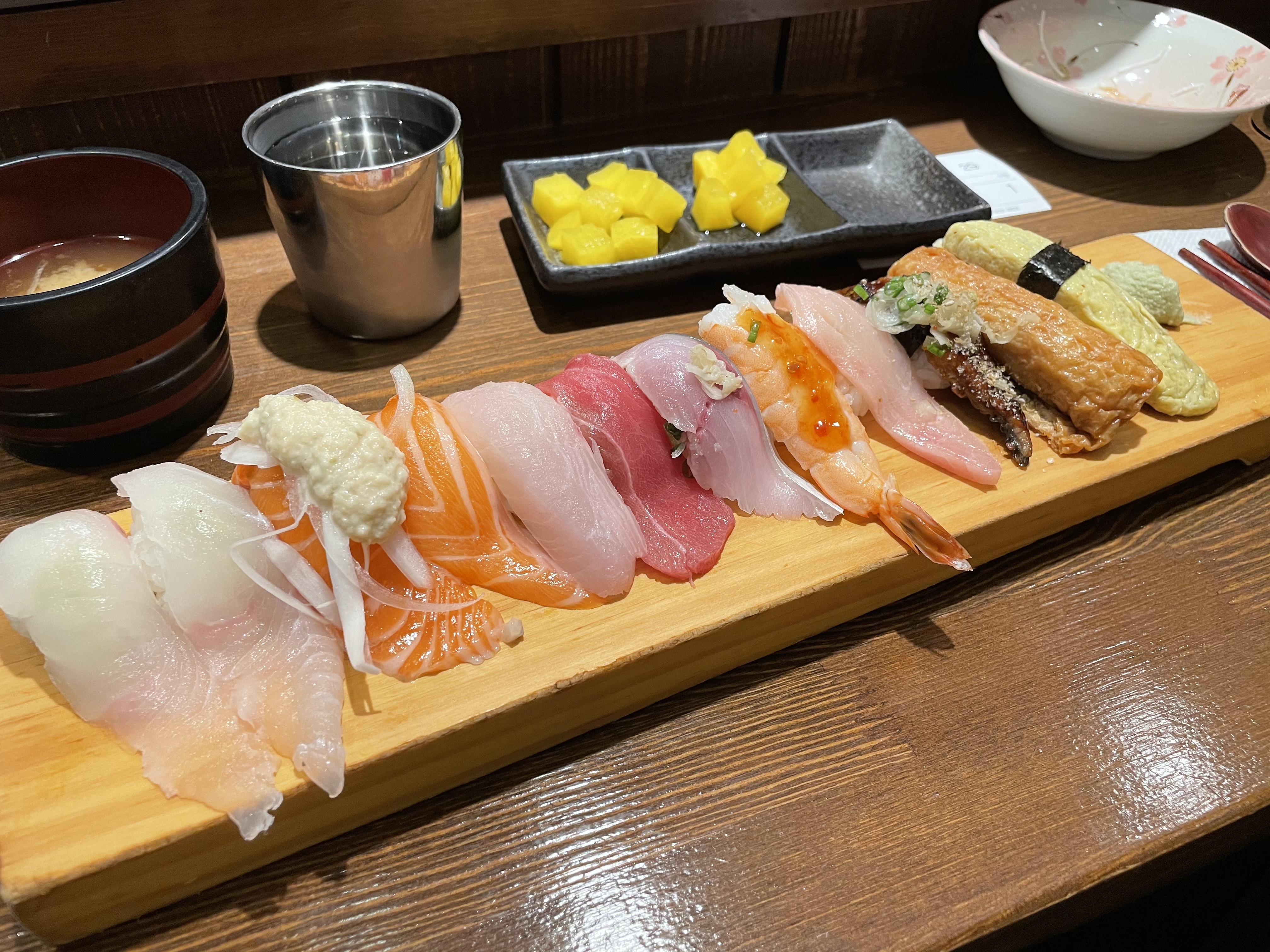  보라매역 스시 맛집 추천 :: 싱싱한 생선의 초밥 맛집 샤리스시