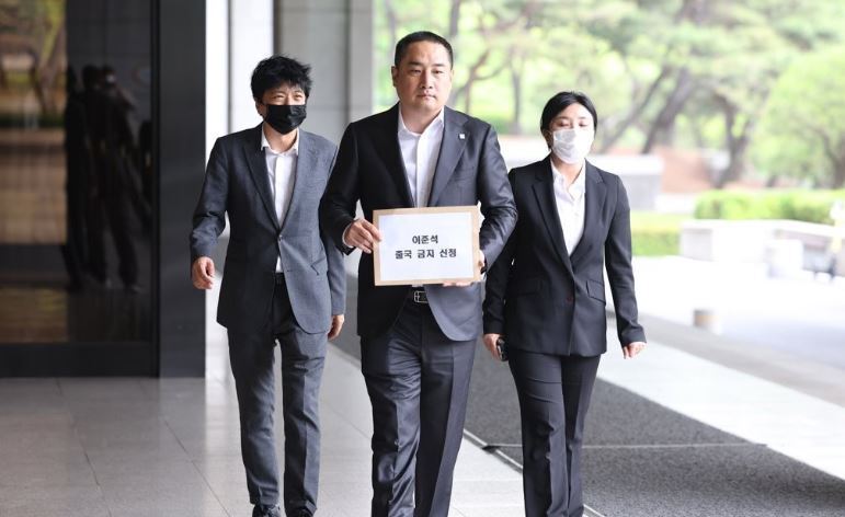  이준석 '성상납 의혹' 진실공방…강용석 "떳떳하면 경찰수사 응하라