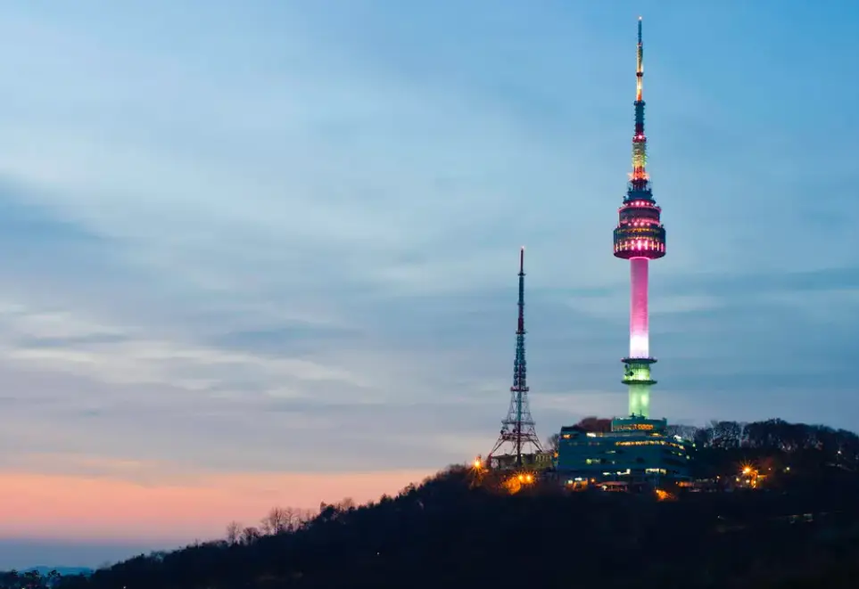 임영웅영화-남산서울타워-점등행사-남산서울타워 조명의비밀