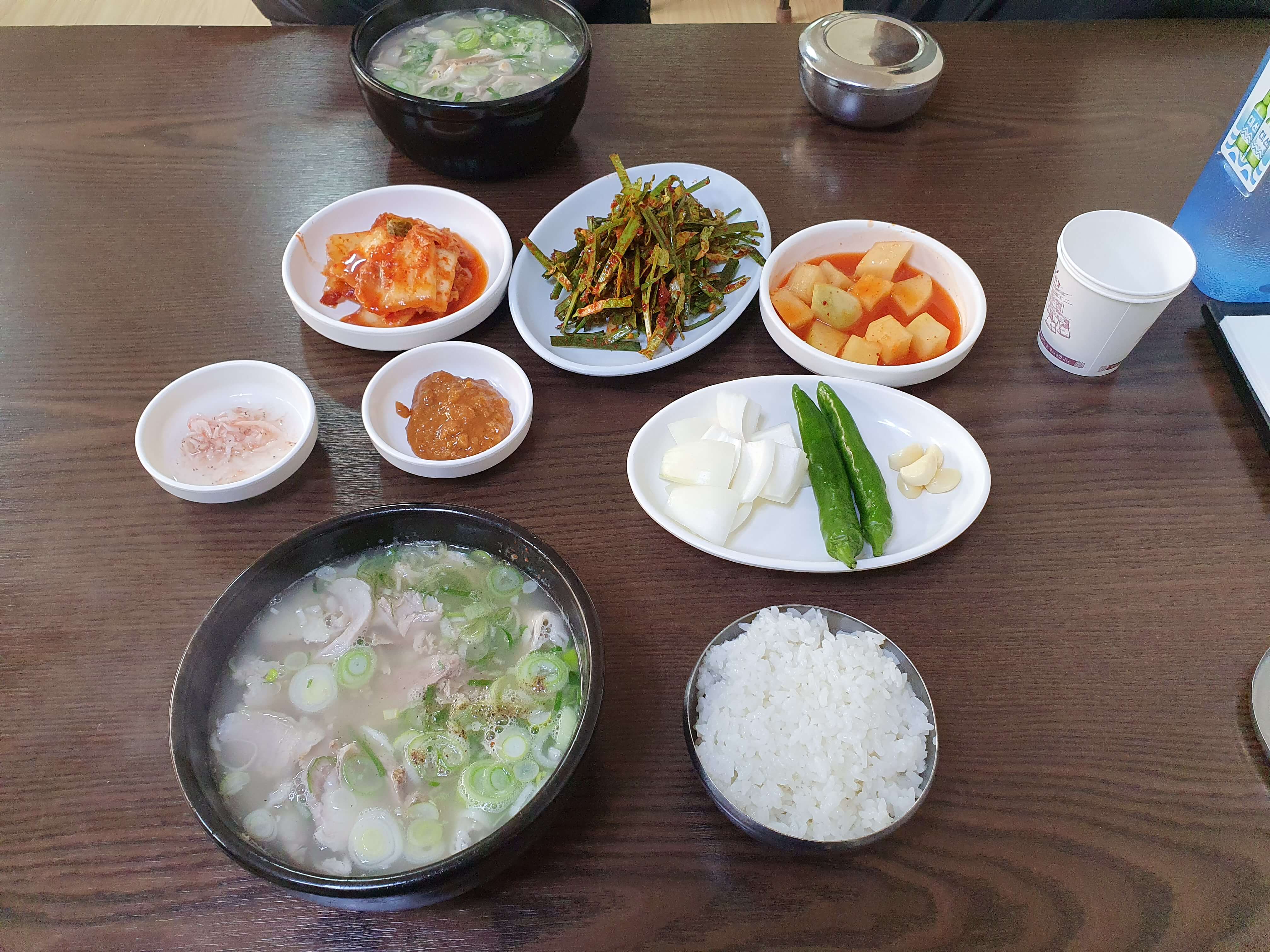 구서동 맛집 장수돼지국밥-식사 전체(돼지국밥-8&#44;000원)