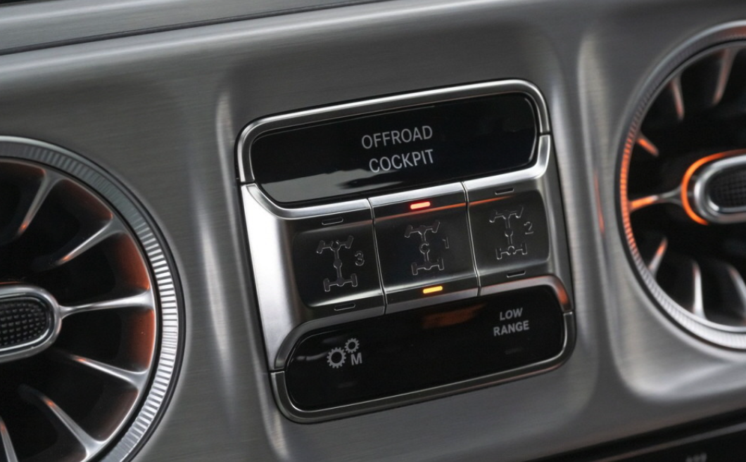 신형 2025 벤츠 G63 AMG 출시 새로운 기능과 가격은?