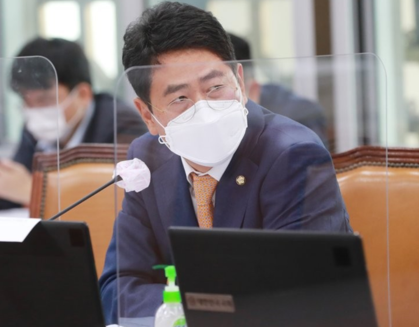  전봉민 프로필