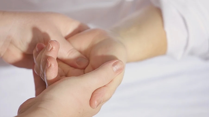 손목터널증후군 경험담 및 손저림현상