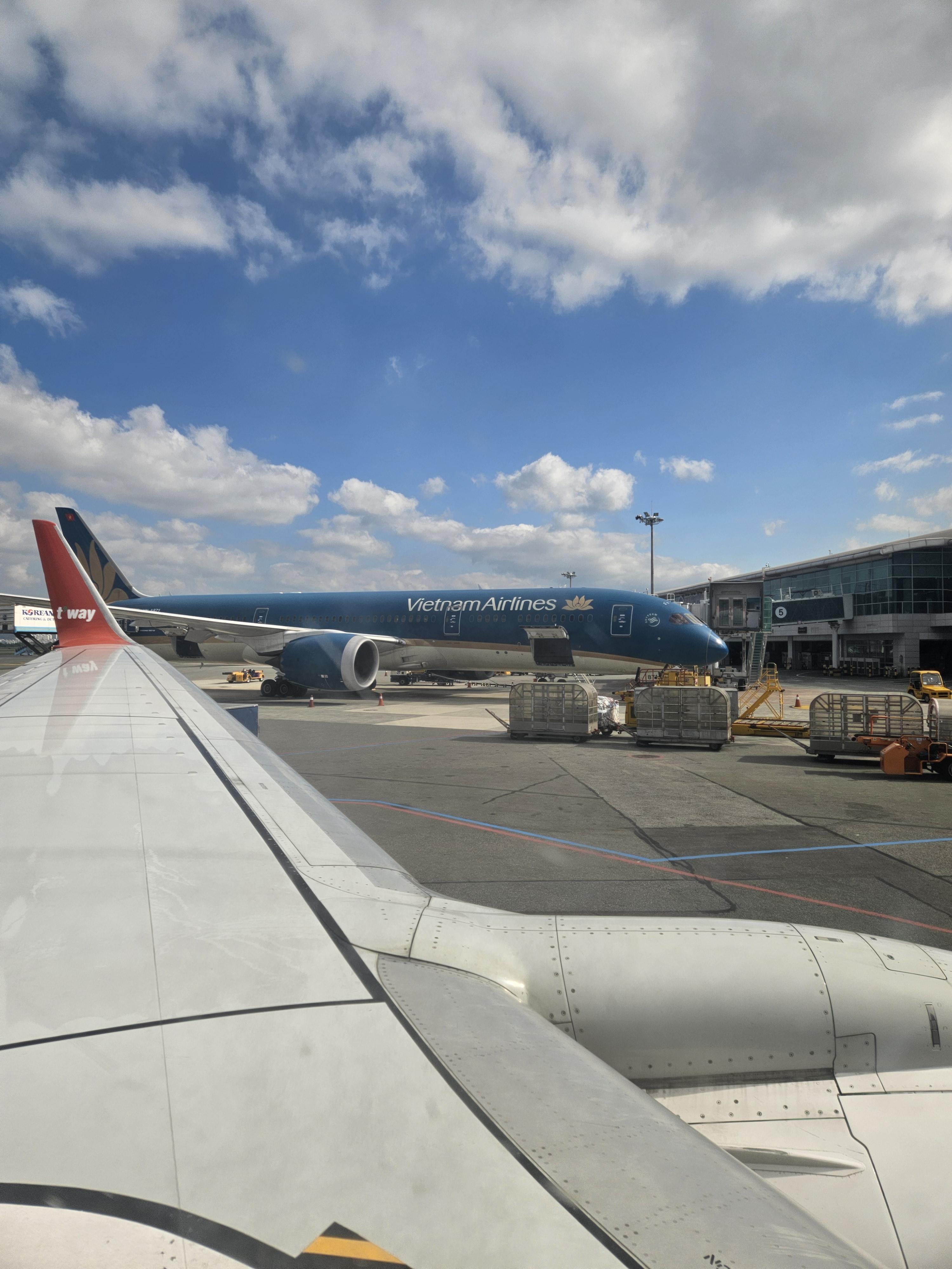 김해공항 일본여행