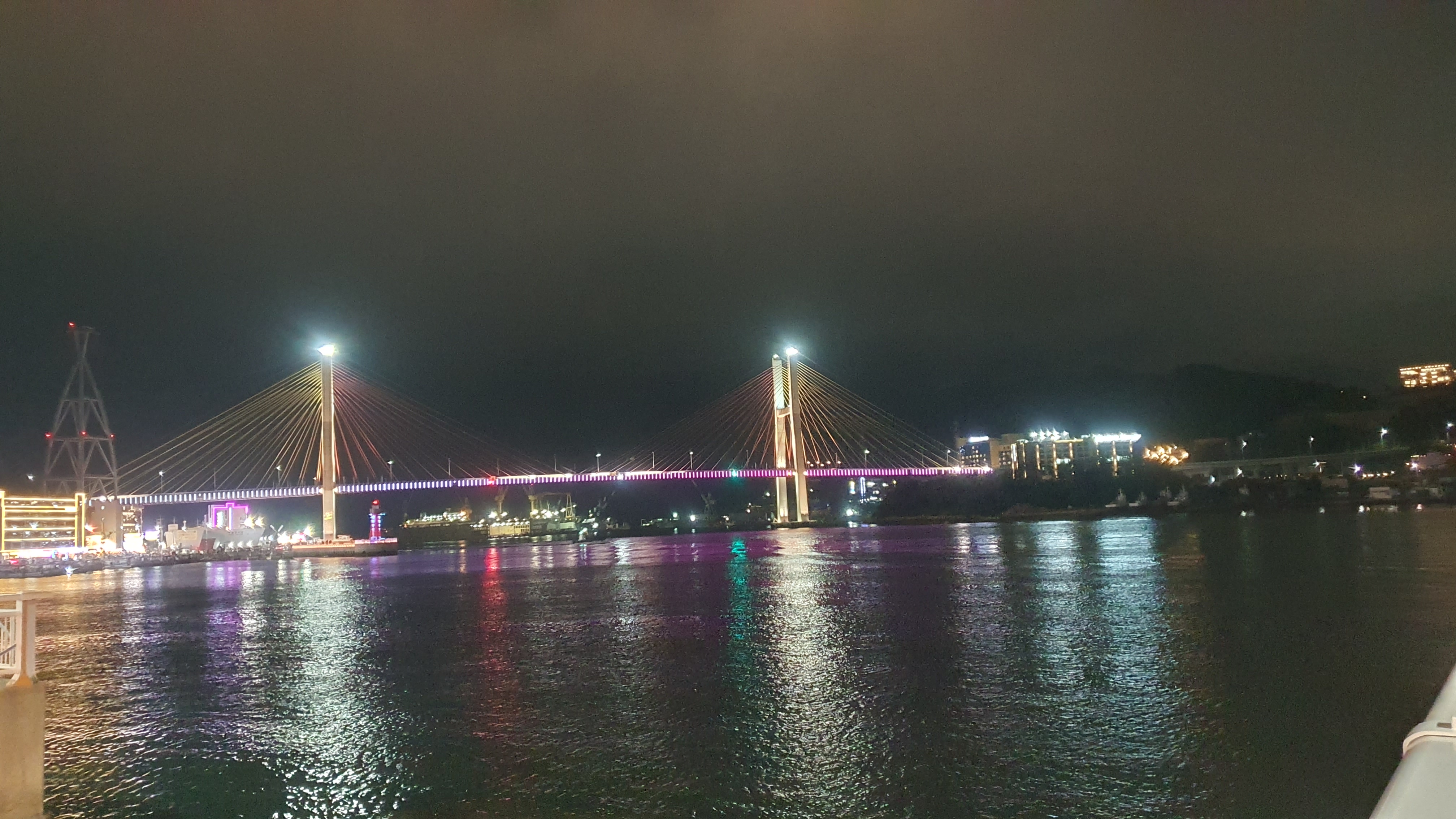 여수 낭만포차거리, 하멜등대, 거북선대교, 돌산대교