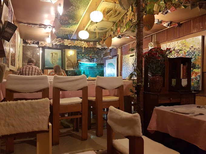 Artist Alley restaurant - 요리도 예술이 될 수 있는 곳!