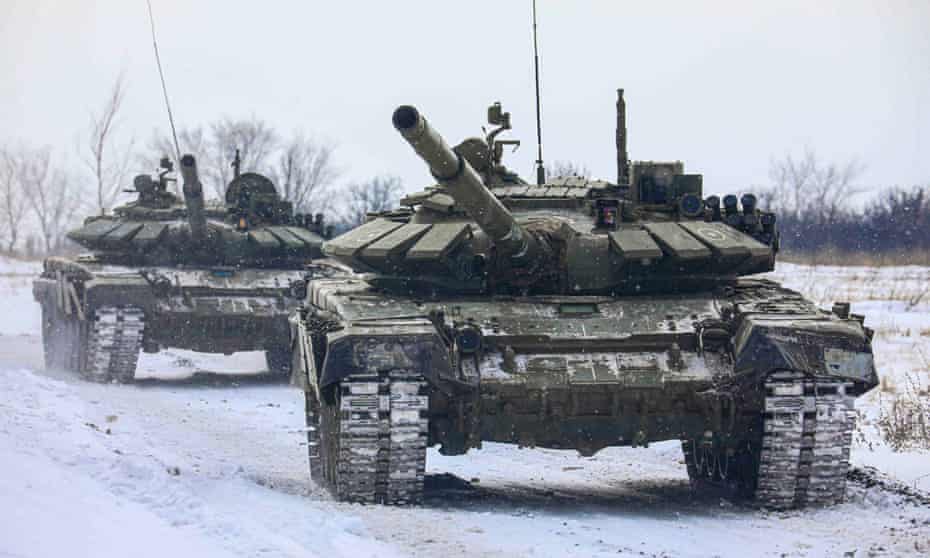 Russian and Ukrainian tank forces