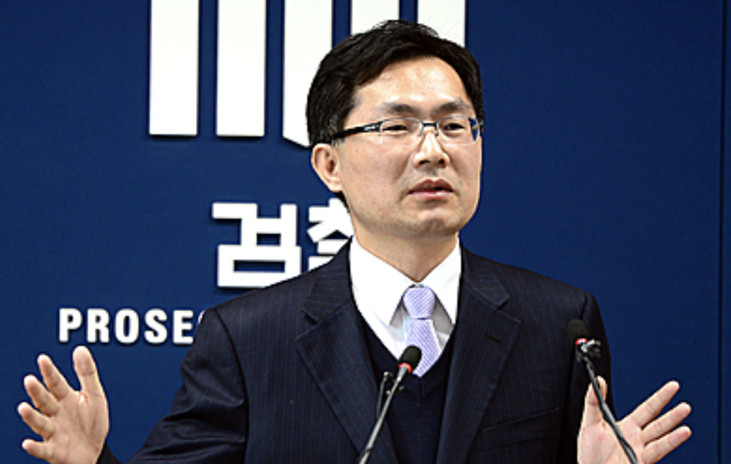  검사 이정수 나이 고향 학력 이력 프로필 - 친문 검사