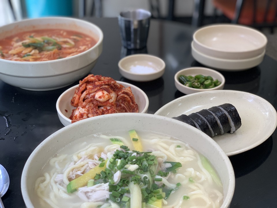  제주도민 맛집 명동손칼국수