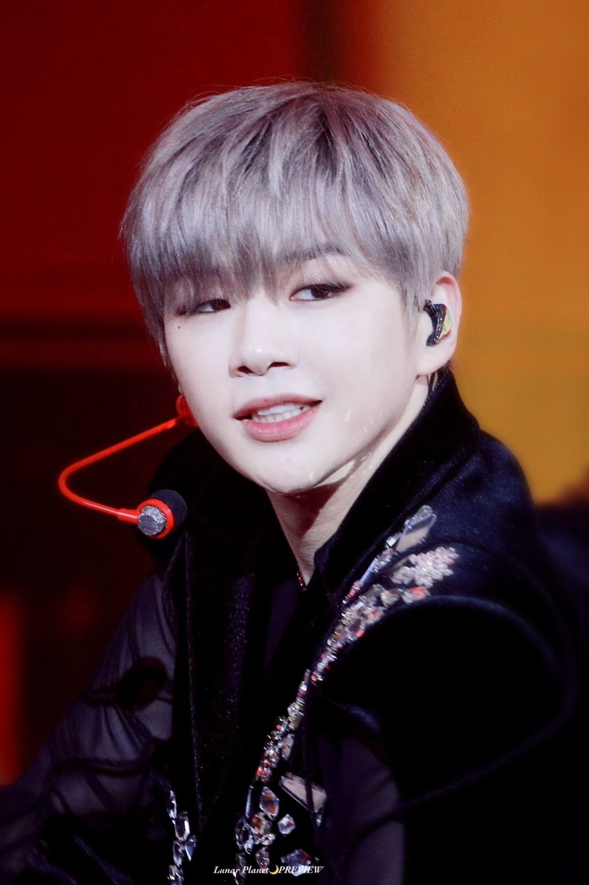  홈마 열정페이로 부른다던 apan 그 결과물 (강다니엘)