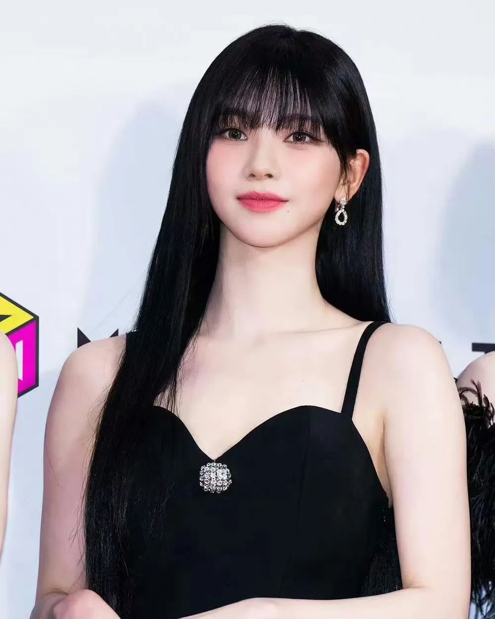  231010 TMA 더팩트 뮤직어워즈 에스파 카리나 드레스 사진