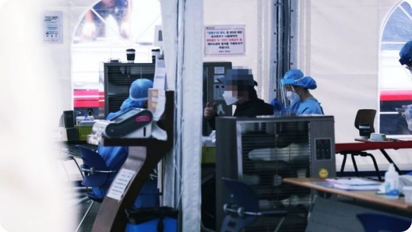  타액으로 40분만에 코로나19 검사하는 진단테스트기, 프랑스에서 개발!