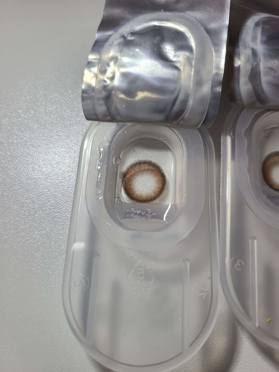 오렌즈 비비링 렌즈 뜯은 사진