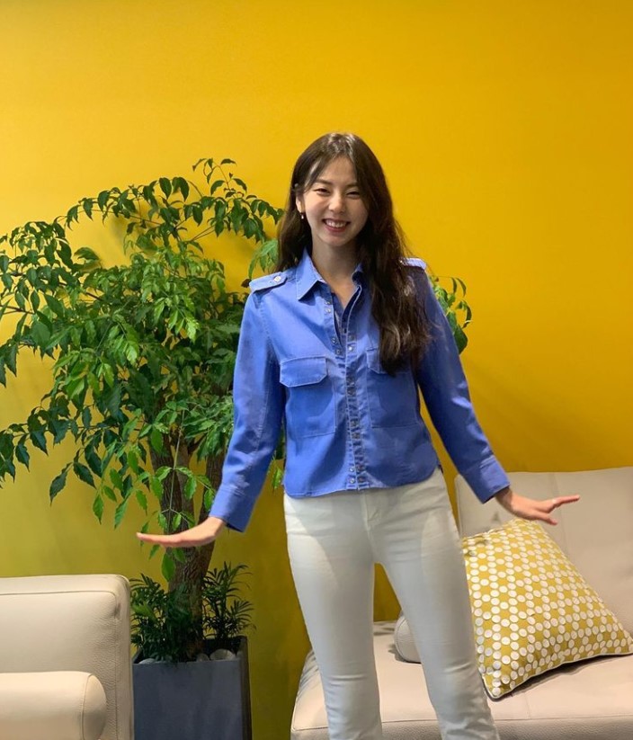  배우 안소희 사주없이 보는 관상 (원더걸스, 나이, 무쌍꺼풀, 눈밑점, 욕심을 내야한다)