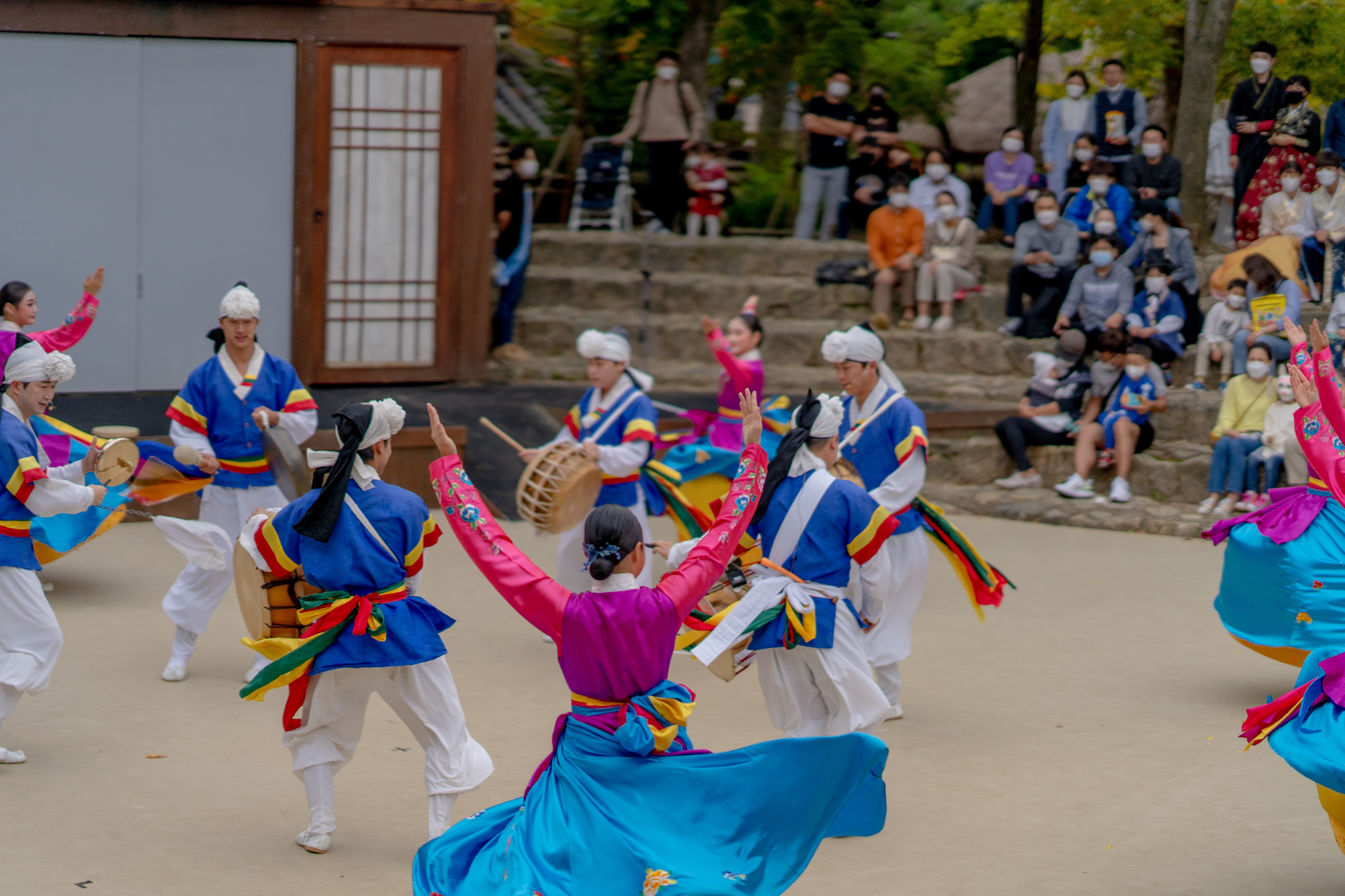  전통예술공연 우리 음악 사물놀이 영어로 설명하기 [한글설명] / About samulnori in korea, traditional music