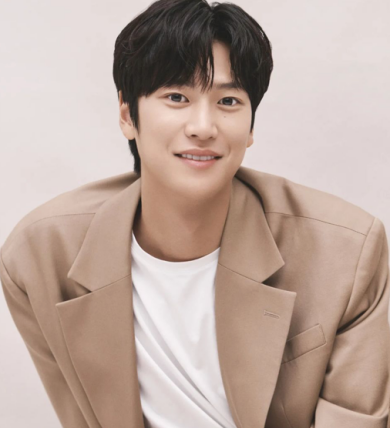 나인우