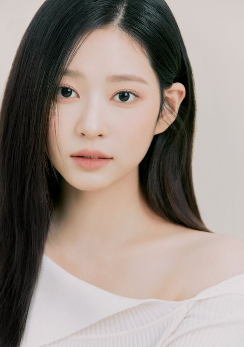  김민주 프로필
