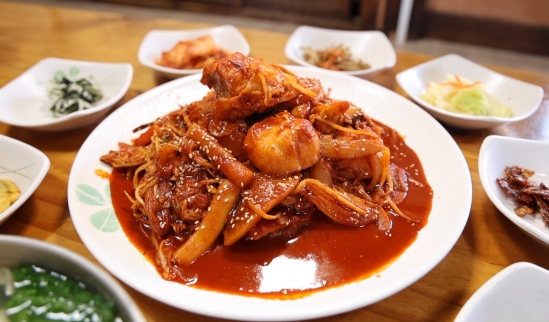 동네한바퀴-110년고택종가의맛