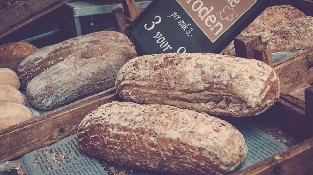 '크보빵'은 영어로 'bread'입니다.